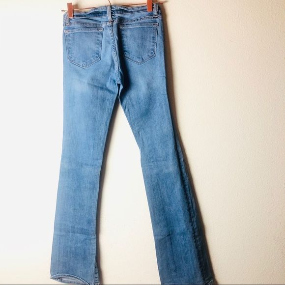 EUC J Brand Light Wash Bootleg Jeans 26 - Picture 5 of 6